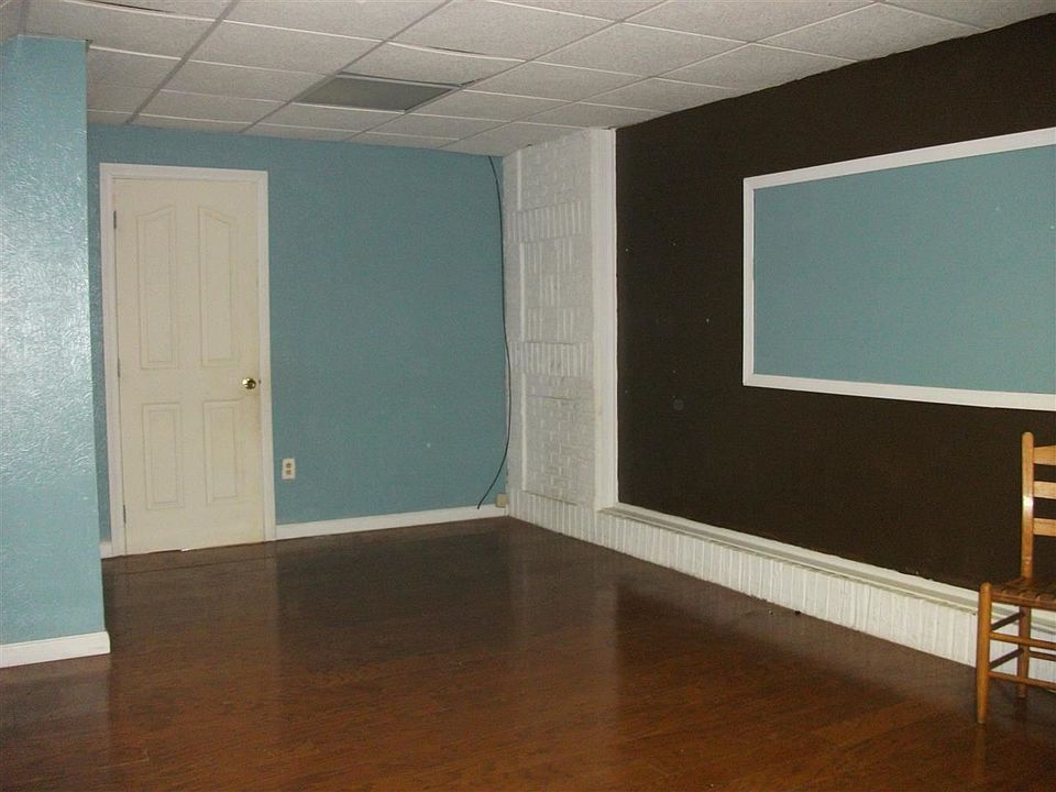 1st image of 980 Claudette Dr