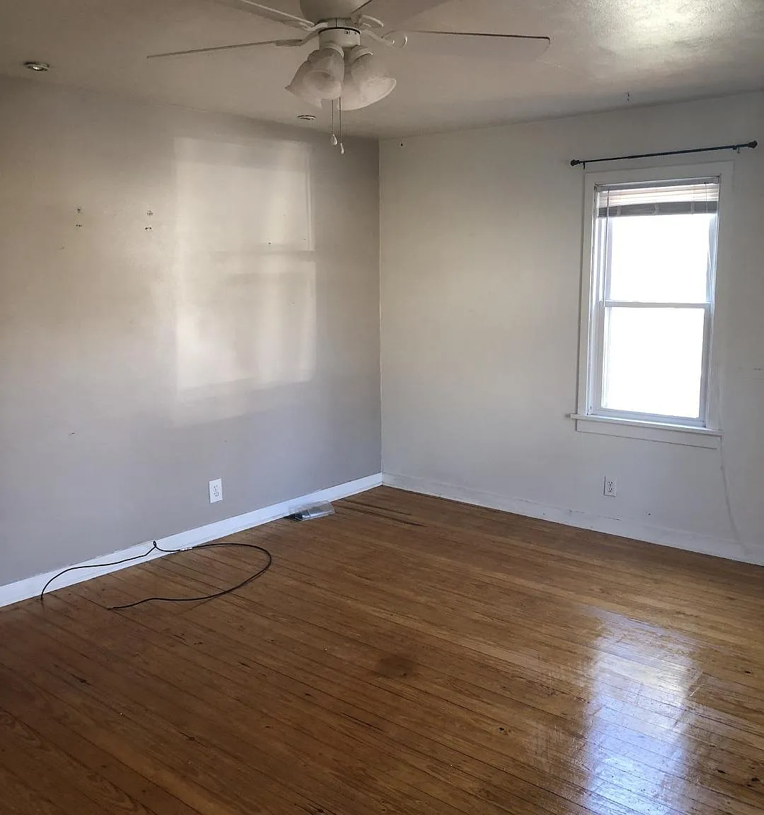 2 bed, 832 sqft, $1,500 — Photo 3