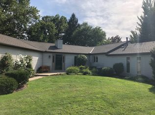 11247 Prospect Rd, Strongsville, OH 44136