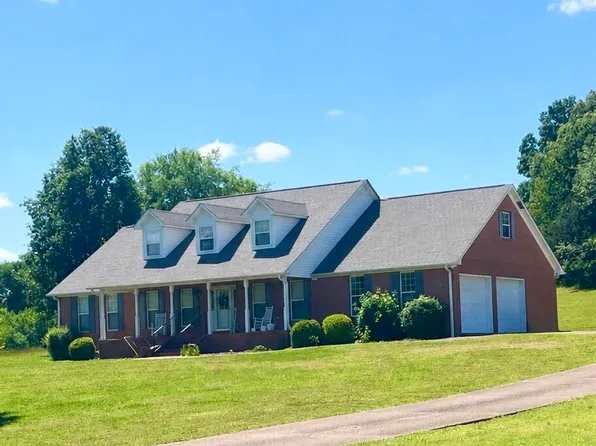 228 Westpoint Dr, Lexington, TN 38351