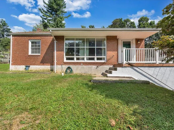 2549 Brambleton Ave SW, Roanoke, VA 24015