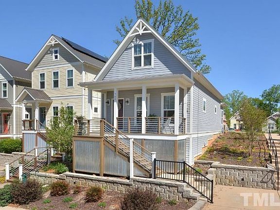 2nd image of 702 Lorentello Cir