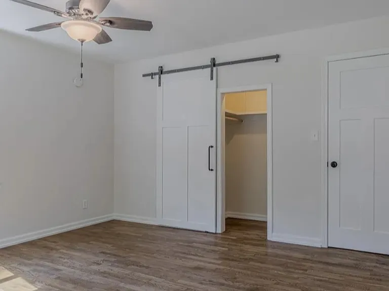 527 Bertrand St — Photo 5