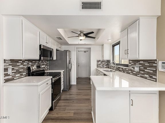 5th image of 9845 W ORAIBI Drive