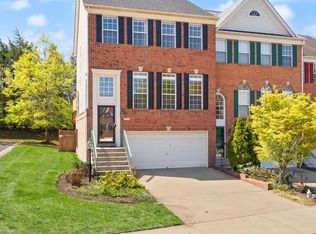 13579 Cedar Run Ln, Herndon, VA