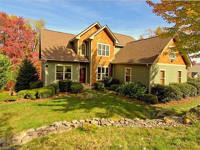1st image of 558 Grand Oaks Dr
