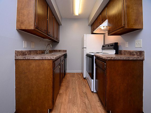 5th image of 2321 Benson Gardens Blvd APT 47