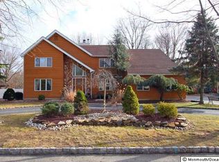 14 Cambridge Ct, Morganville, NJ
