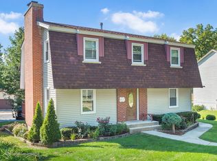 412 Highland Ave, West Chicago, IL 60185