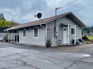 1246 2nd Ave, Gold Hill, OR 97525