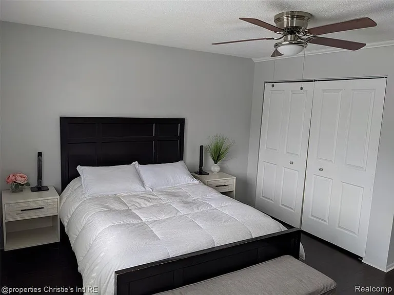 1514 Normandy Rd #203 — Photo 12
