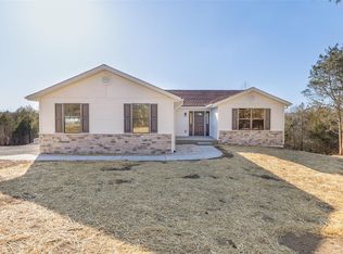 157 Grand View Dr, Dittmer, MO 63023
