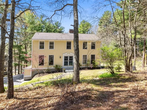 17 Keens Way, Pembroke, MA 02359