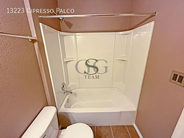 13223 Cipresso Palco — Photo 16