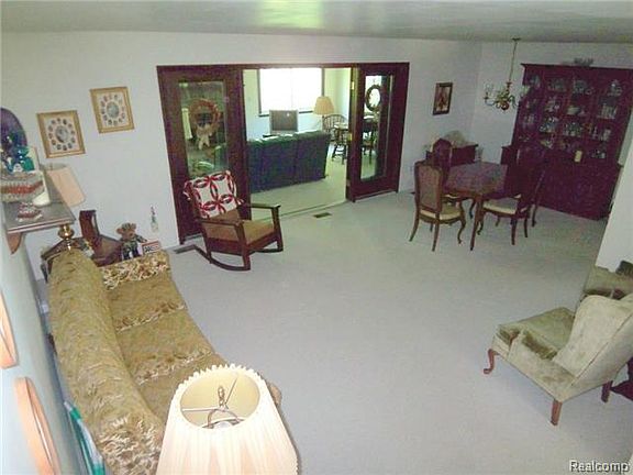 5th image of 38514 Laurenwood St