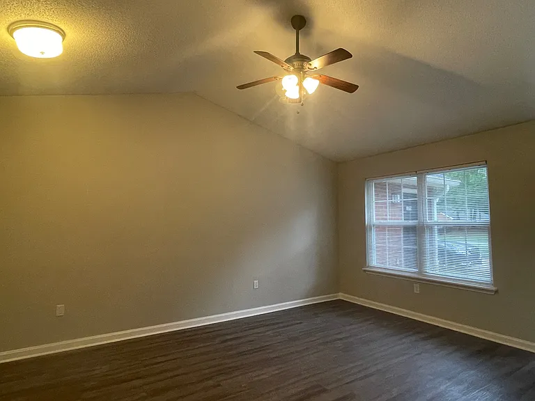 161 Lavender Lakes Dr — Photo 37
