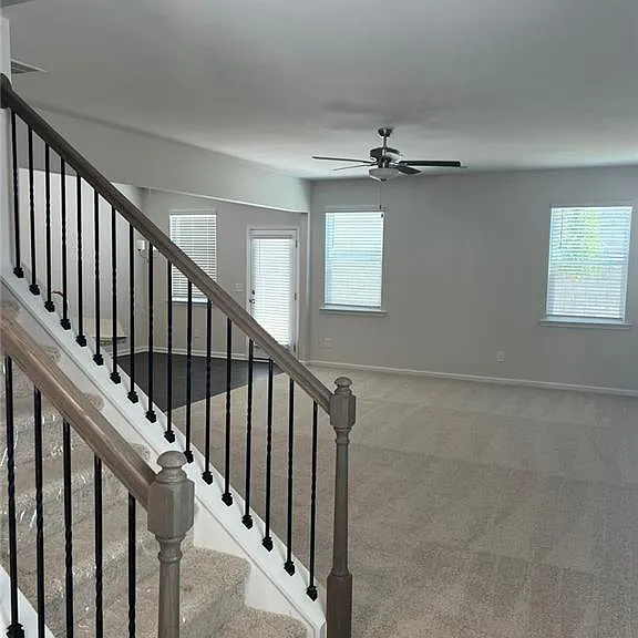 127 Berry Dr #127 — Photo 3