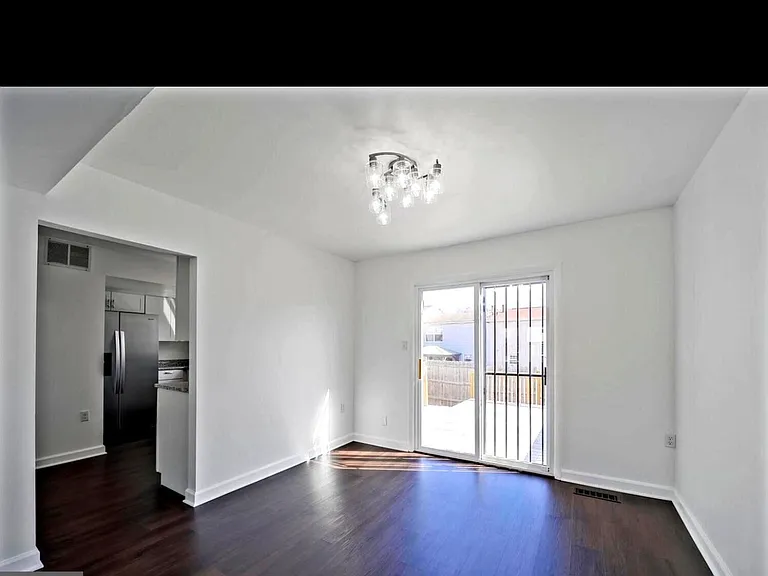 905 Nadine Ct — Photo 8