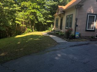 225 Trappers Trl, Hendersonville, NC 28739