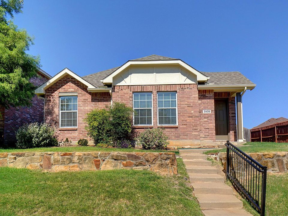 1st image of 3908 Camino Real Trl