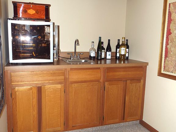 Family Room Wet Bar Area