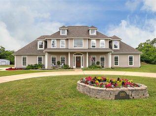 2100 Fairfax, College Station, TX 77845