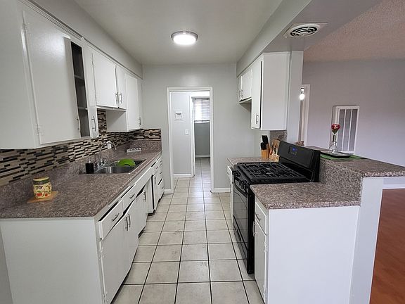2nd image of 5121 Rosemead Blvd #29