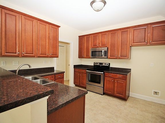 5th image of 3120 Dillyn Ct