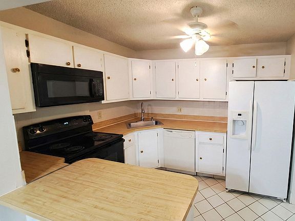 4th image of 222 Pine Hov Cir #2B