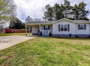 4402 Vetra Dr, Greensboro, NC 27405