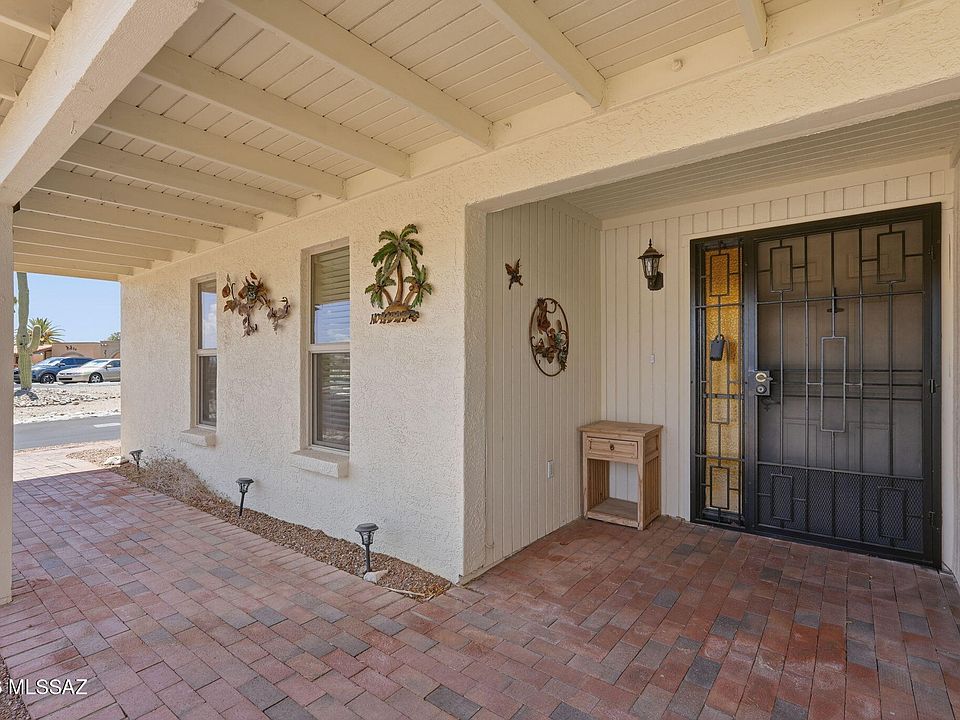 1st image of 730 W Camino Iturbide