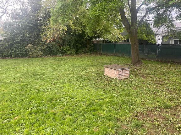 4th image of 1325 Orchard Home Dr