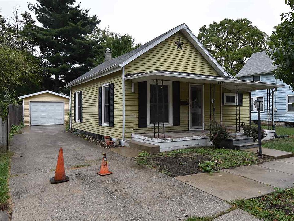 1st image of 1136 Canton St