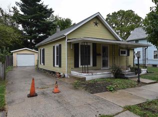 1136 Canton St, Elkhart, IN 46514