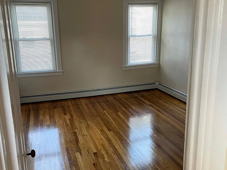 170 Washington St #4 — Photo 16