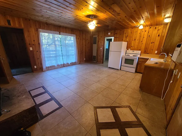 24722 Finhaut Dr #1 — Photo 41