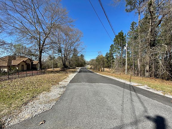 5th image of 10 Miller Dr