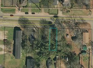 720 E Solomon St, Griffin, GA
