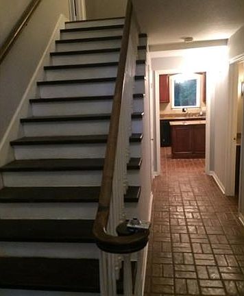 3rd image of 43 Dogwood Ln