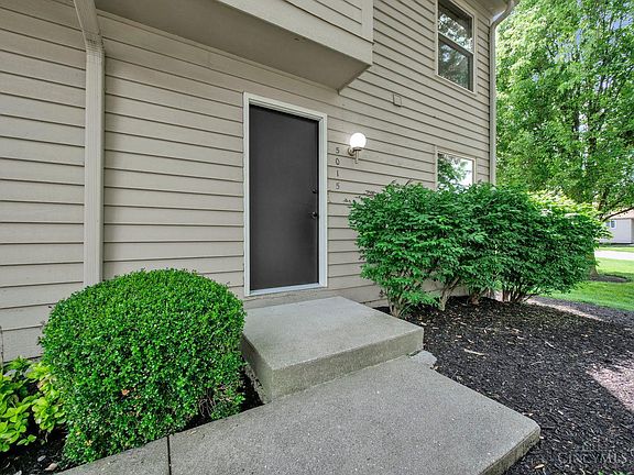 3rd image of 5015 Columbia Cir