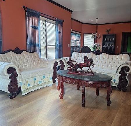 4th image of 100 Sunvalley Dr