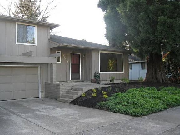 2nd image of 2788 Cheryl St