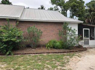 316 12th St, Apalachicola, FL 32320