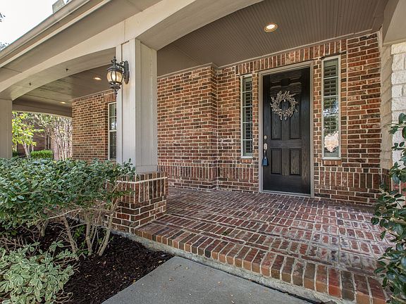 4th image of 3319 Barkwood Ln