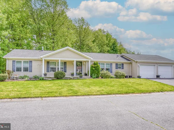 30 Vernell Ct #30, Dover, DE 19901