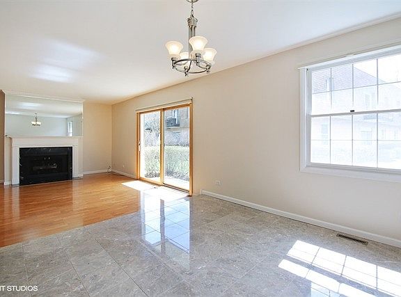 4th image of 1250 Park Ave W APT 409