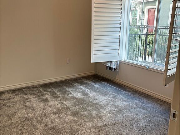 4th image of 1395 Reliance