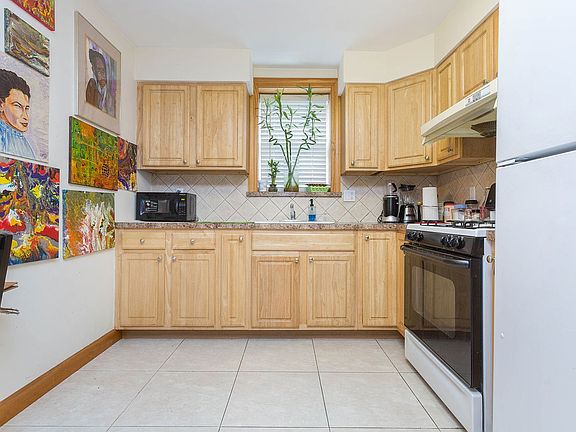 4th image of 4228 214th Pl APT B2