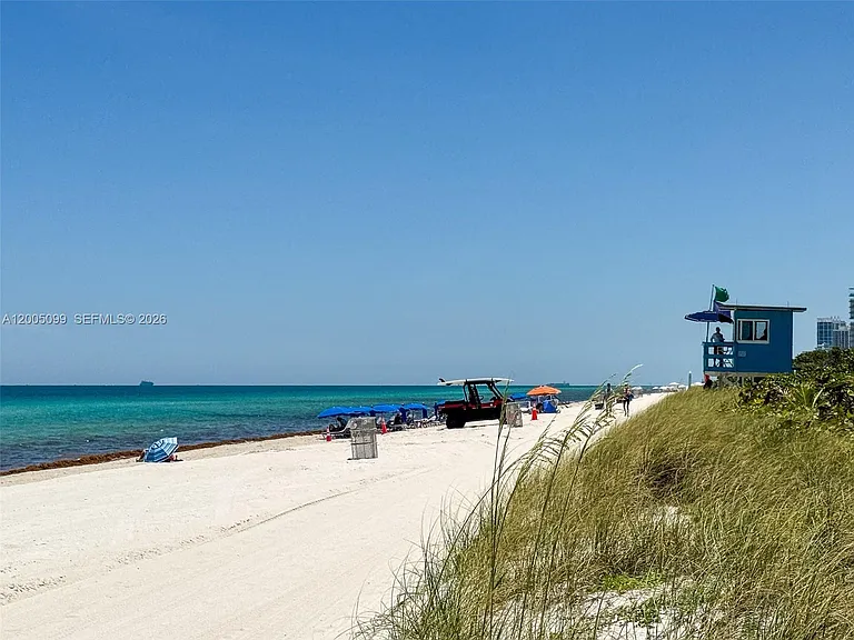 9341 Collins Ave #907 — Photo 5