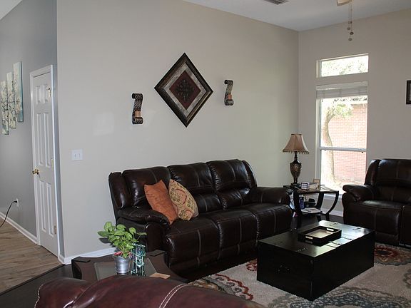 Spacious Great/Living Room 